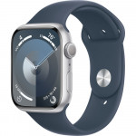 Apple Watch Series 9 45 мм (алюминиевый корпус, серебристый/грозовой синий, спортивный силиконовый ремешок M/L) фото 1